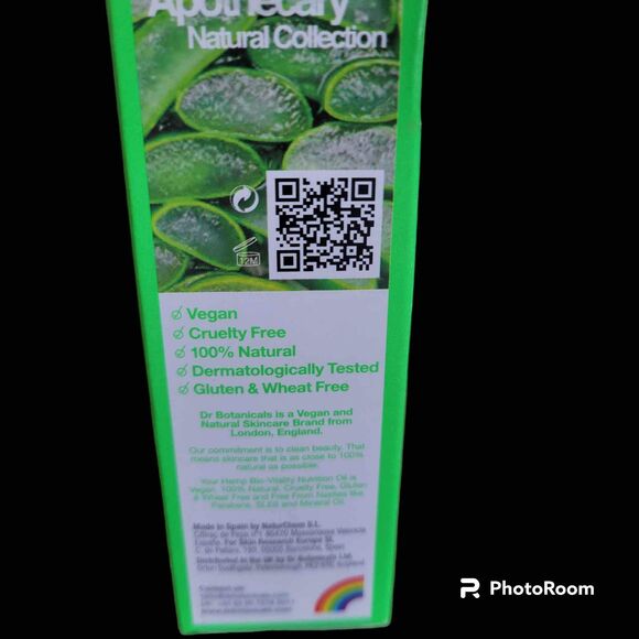 Dr. Botanicals Aloe Vera Superfood Eye Serum - Picture 3 of 4